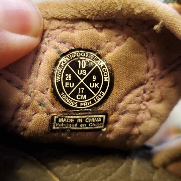 Girls Size 10 Keens - Picture 2 of 5